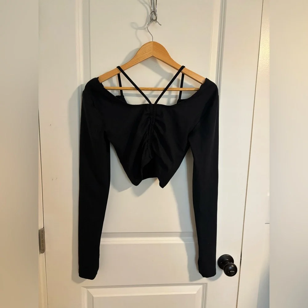 FREE PEOPLE FP Movement Hot Tip Layer Black Cropped Cinched Long Sleeve Small
